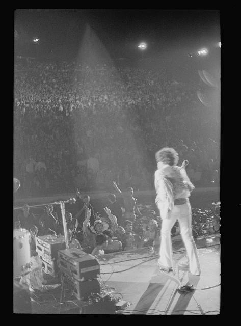 Photo:Job titled Hendrix] [Image LOOK from - Jimi 68-3907