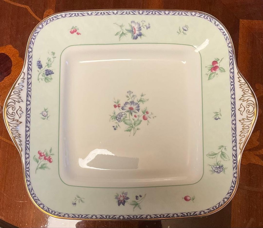 Wedgwood Meadow Field Square Plate Bone China Floral Gold Trim Made in England