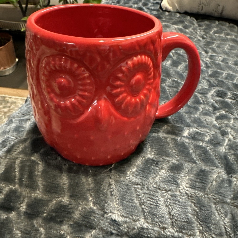 WEST ELM Bright Red Ceramic Owl Coffee Mug Cup Embossed Feathers Large