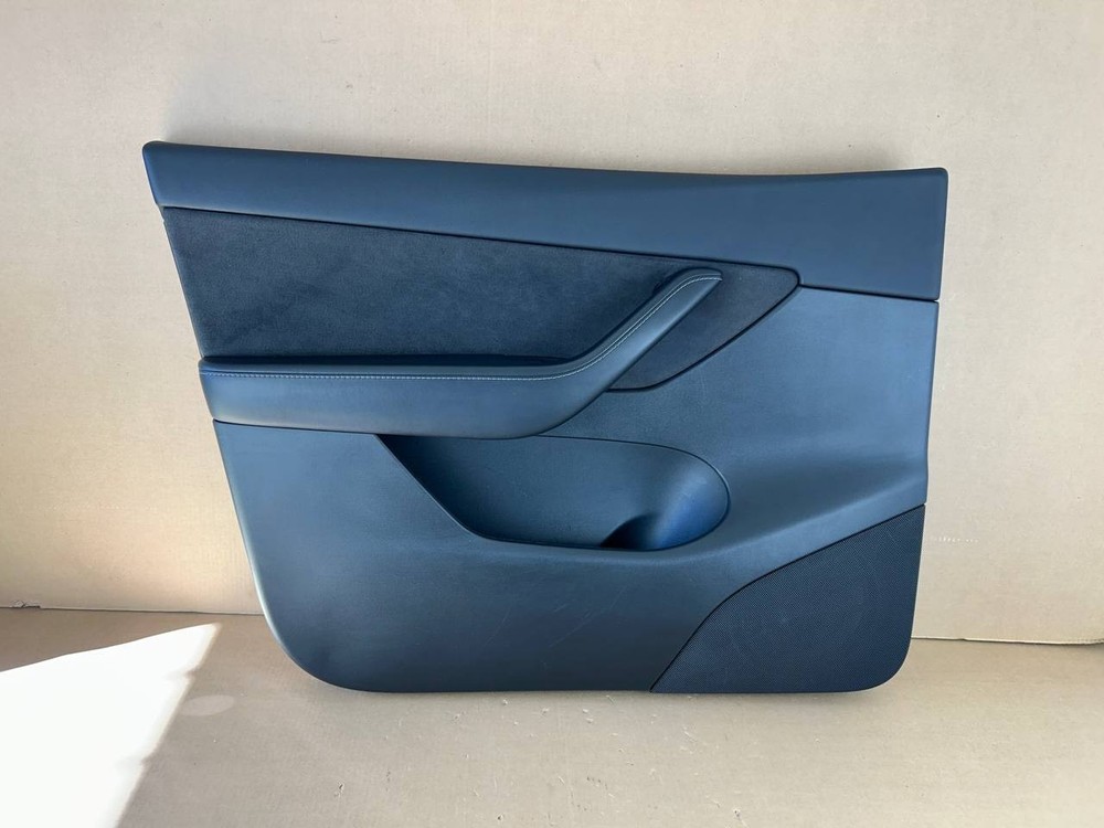 ✅ 20-24 Model Y Front Driver Side Door Panel Trim Card Cover Left 1498480-00-A