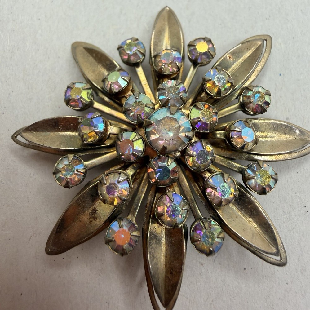 Vintage Gold Toned Aurora Borealis Rhinestone Starburst Brooch Gold Tone 2” 3D