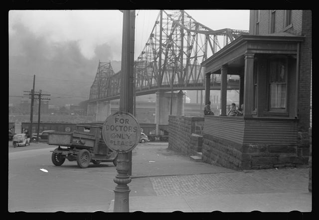 Photo:New York City NY 1930s Queensboro Bridge Doctors Only Sign Truck