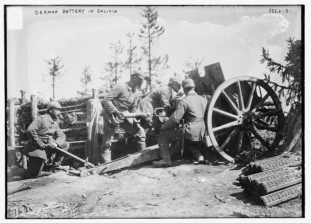German Battery in Galicia,soldiers,artillery,military,Bain News Service