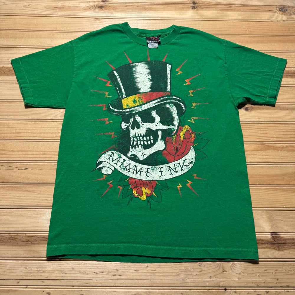 Vintage Y2K Miami Ink Skull Tattoo Top Hat Rose Art Graphic T-Shirt USA - Large