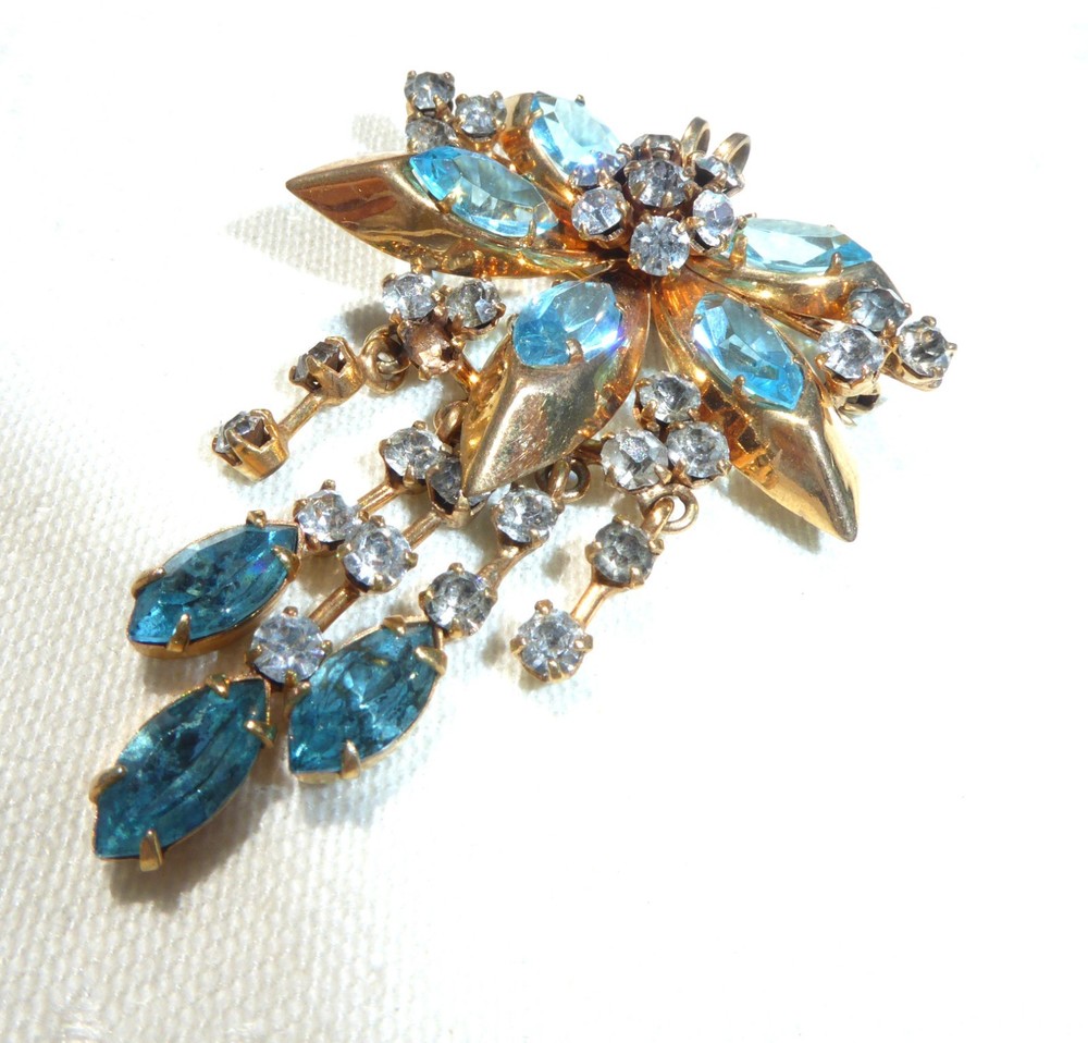 Amazing Vintage Antoinette 12K Gold-Filled Aqua Clear Rhinestone Spray Brooch