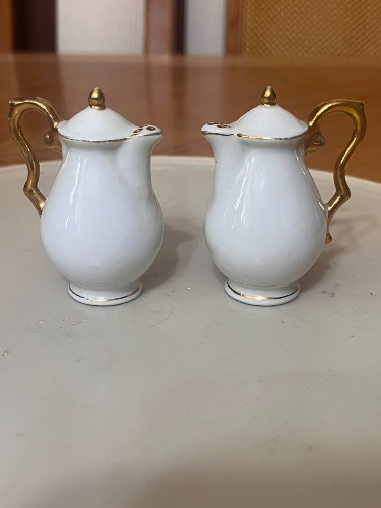 Vintage Ceramic Made In Japan White And Gold Porcelain Teapot   Salt & Pepper