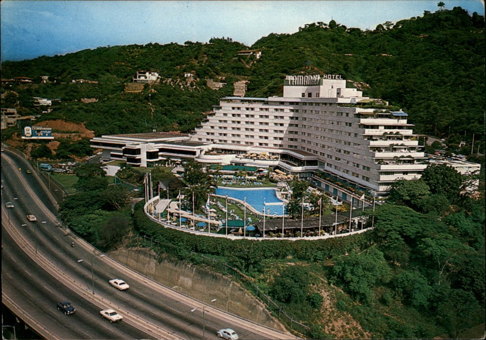 Tamanaco Hotel Caracas Venezuela Aerial view vintage postcard c983