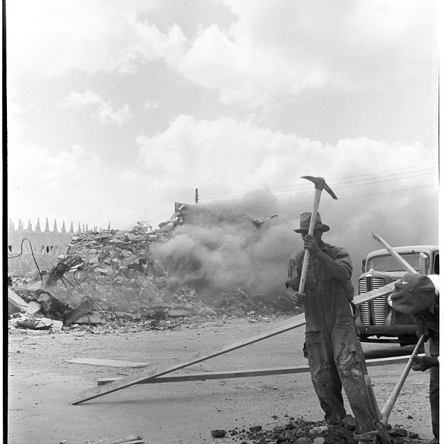 Photo:Pentagon, Arlington County, Virginia. Construction. Demolition
