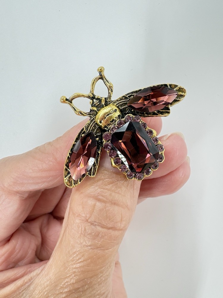 Vintage Purple Bee Brooch Rhinestone Gold Tone Insect Pin Jewelry
