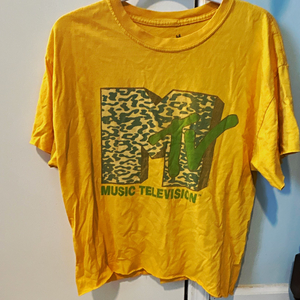 Junk Food Clothing MTV Logo Graphic Yellow Men’s M Cotton Crew Neck T-Shirt