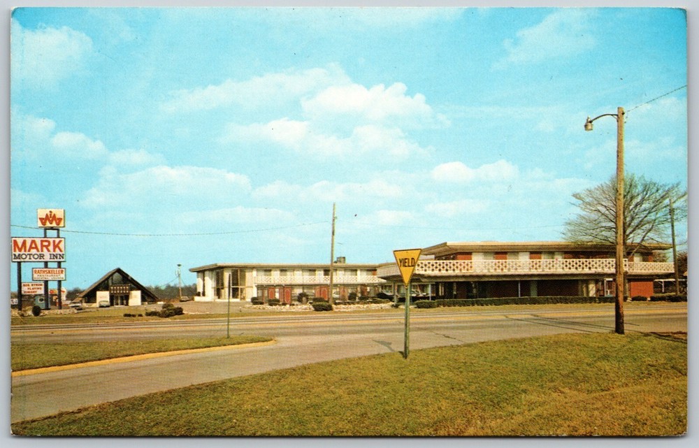 Mark Motor Inn Advertisement ANDERSON Indiana VINTAGE Postcard