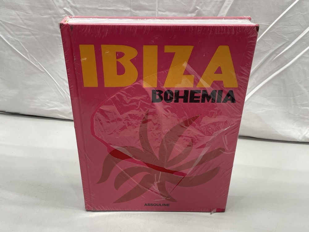 Ibiza Bohemia Renu Kashyap Maya Boyd Hardcover English Assouline