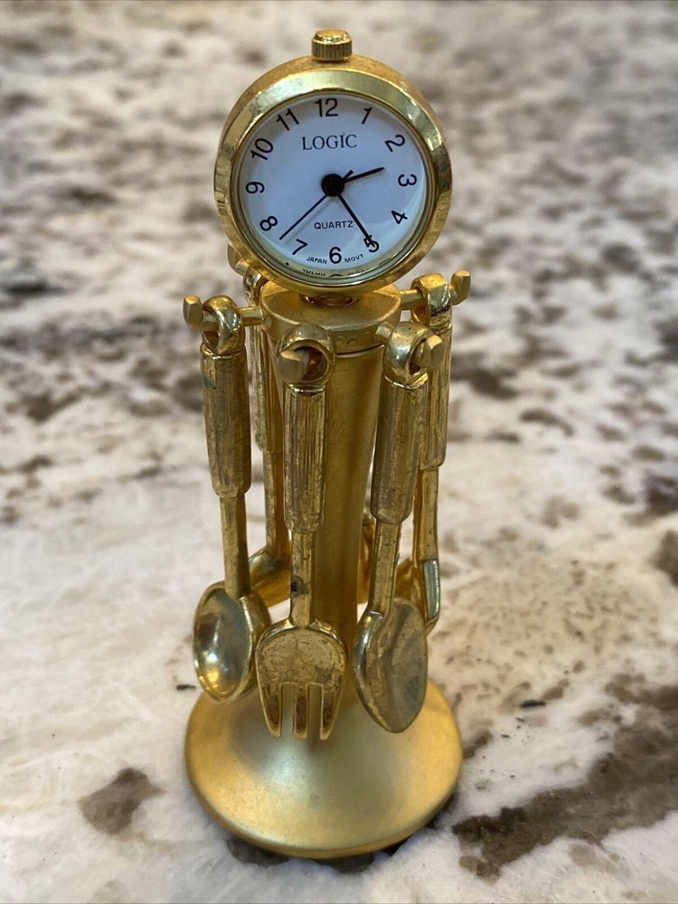 Logic Quartz Japan Movt Utensil Clock Desk Top Kitchen