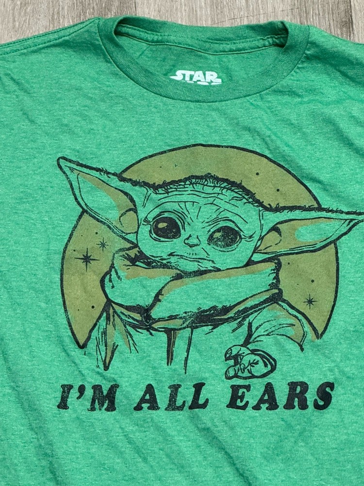 Star Wars Grogu Baby Yoda “I’m All Ears” Graphic T Shirt Green Medium