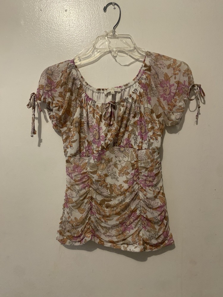 Ultra Flirt Womens Blouse M White Pink Brown Floral Scoop Neck Cap Sleeve Tie