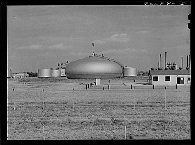Augusta,Kansas,KS,Butler County,White Eagle Division of Mobil Gas,1941,FSA,2