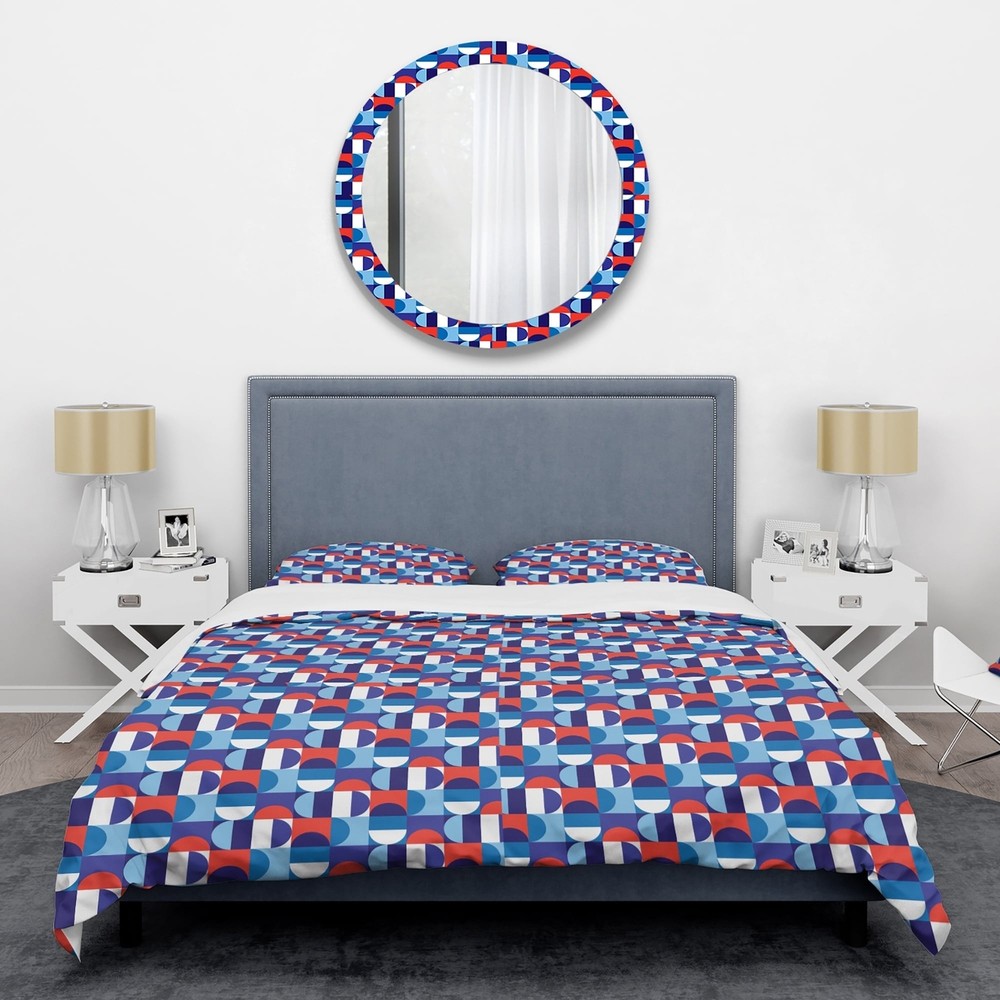 Designart 'Blue, Red & White Polka Dots' Mid-Century Duvet
