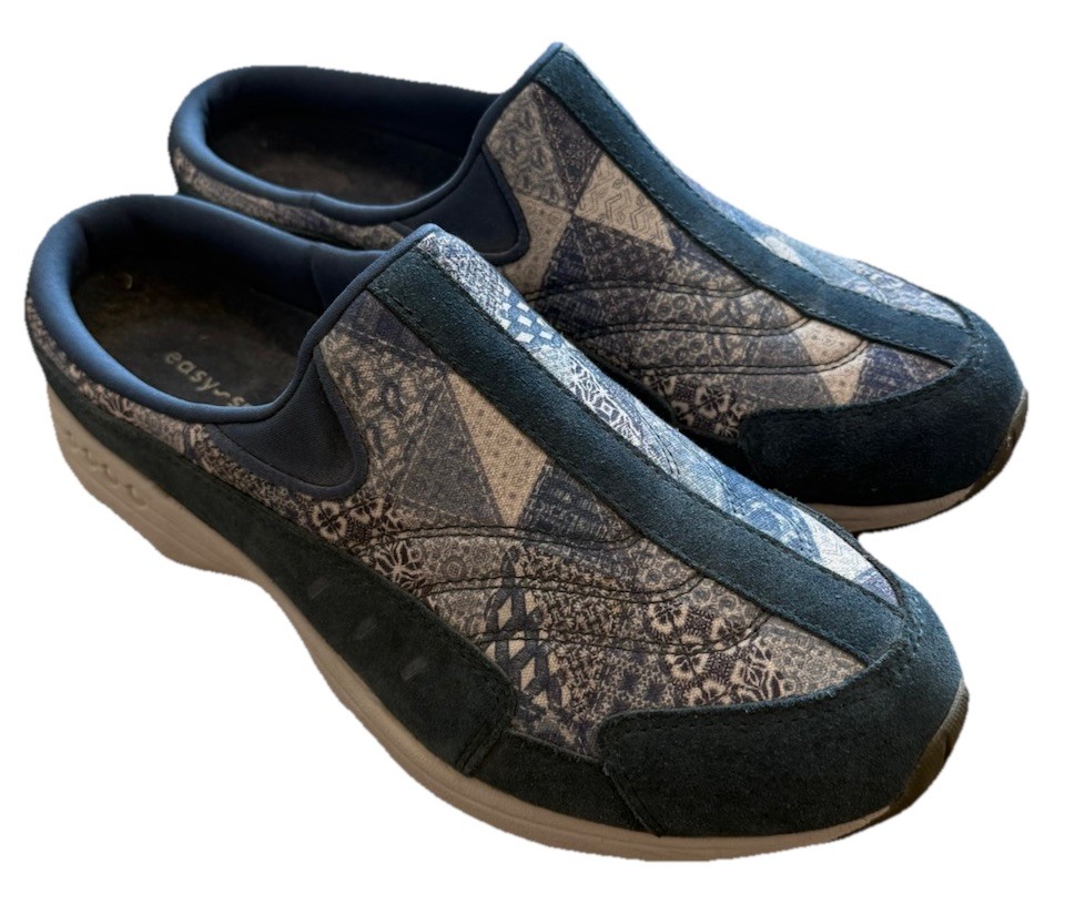 Easy Spirit Blue Slip On Loafers Men’s Size 9 Pre-loved Suede Foam Shoes