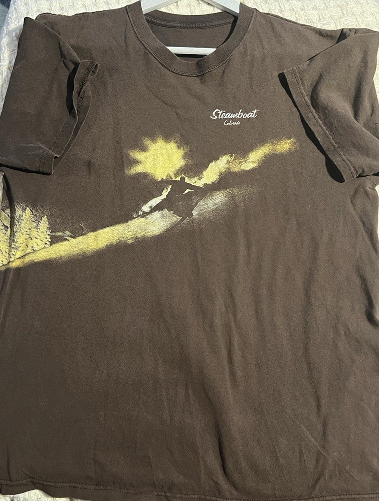 Steamboat Men's L Colorado Ski Graphic Logo Crew Neck Short Sleeve T-Shirt Brown