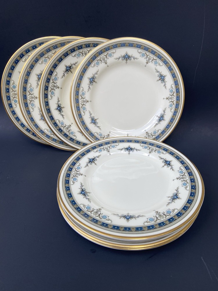 8 Vintage 1973 Minton GRASMERE BLUE Bread & Butter Dessert Plates Gold Trims 6.5