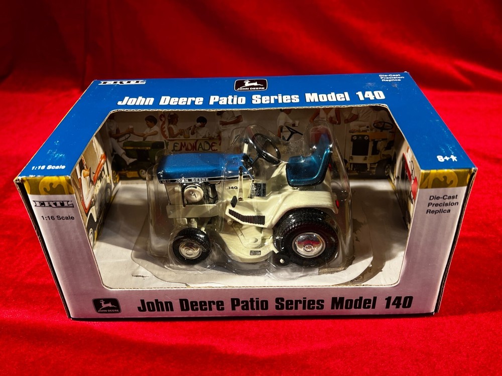 1:16 Scale Ertl John Deere 140 Spruce Blue Patio Series Tractor Model