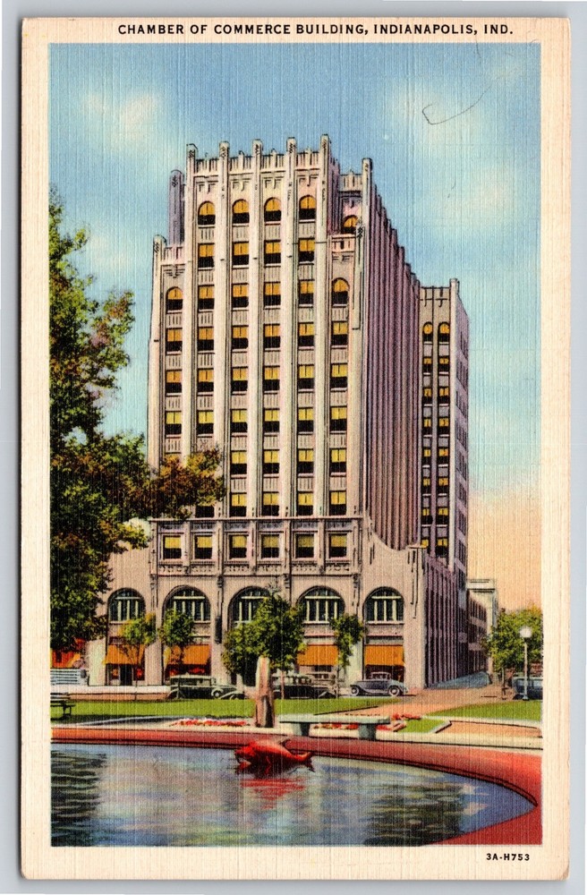 Indianapolis Indiana~Chamber Of Commerce Bldg & Fountain~Vintage Linen Postcard