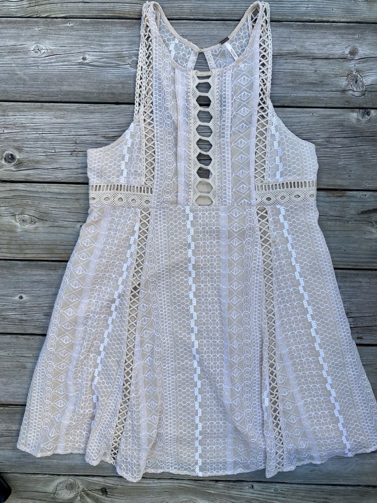 Free People Women’s size 8 Beige White Lace Halter Mini Dress Boho Graduation