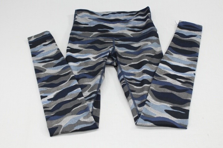 Lululemon Blue Gray Camo Leggings 30” Inseam Women's Size 4