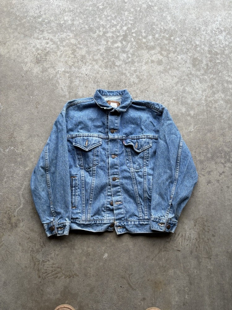 Vintage 1990’s Blue Levi’s Denim Trucker Jacket Women’s Large USA Made 90s