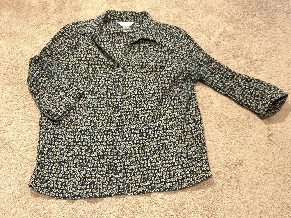 Christopher & Banks Womens Shirt Size Large Multicolor Floral Print Button Down