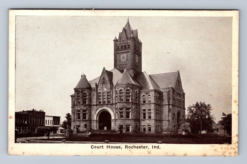 Rochester IN-Indiana Court House Vintage Postcard