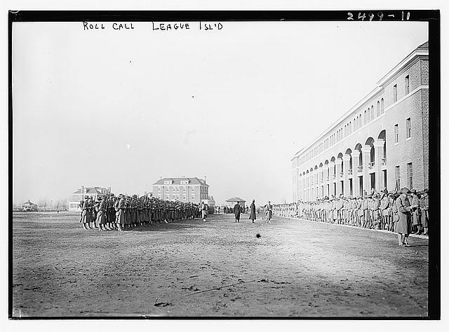 Photo:Philadelphia Naval Shipyard League Island Marines Roll Call 1913