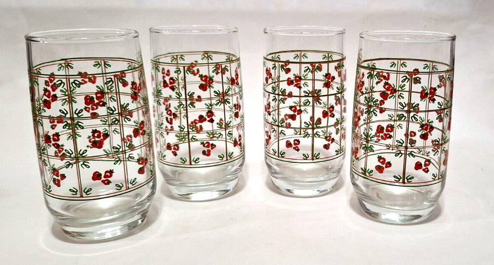 Vintage Set of 4 Anchor Hocking Strawberry and Lattice Drinking Glasses Cottage