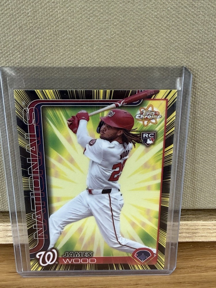 2025 Topps Chrome - Radiating Rookies James Wood #RR-7 (RC)