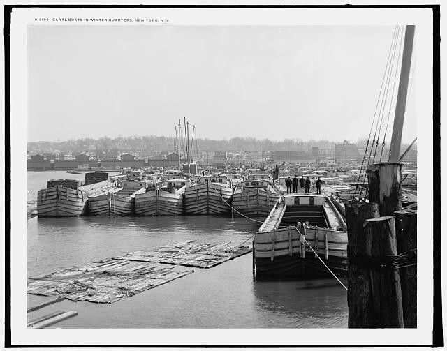 Canal boats,winter quarters,ships,New York,NY,Detroit Publishing Company,1900