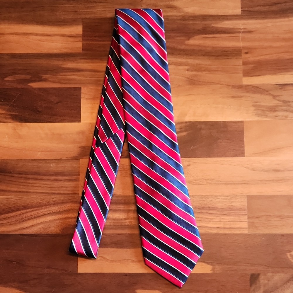 IZOD 100% Silk Woven Men's Tie Red Blue White Striped