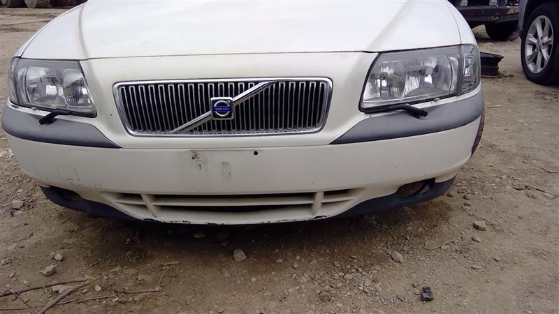 Used Engine Cooling Fan Motor fits: 2000  Volvo 80 series Fan Assembly thru