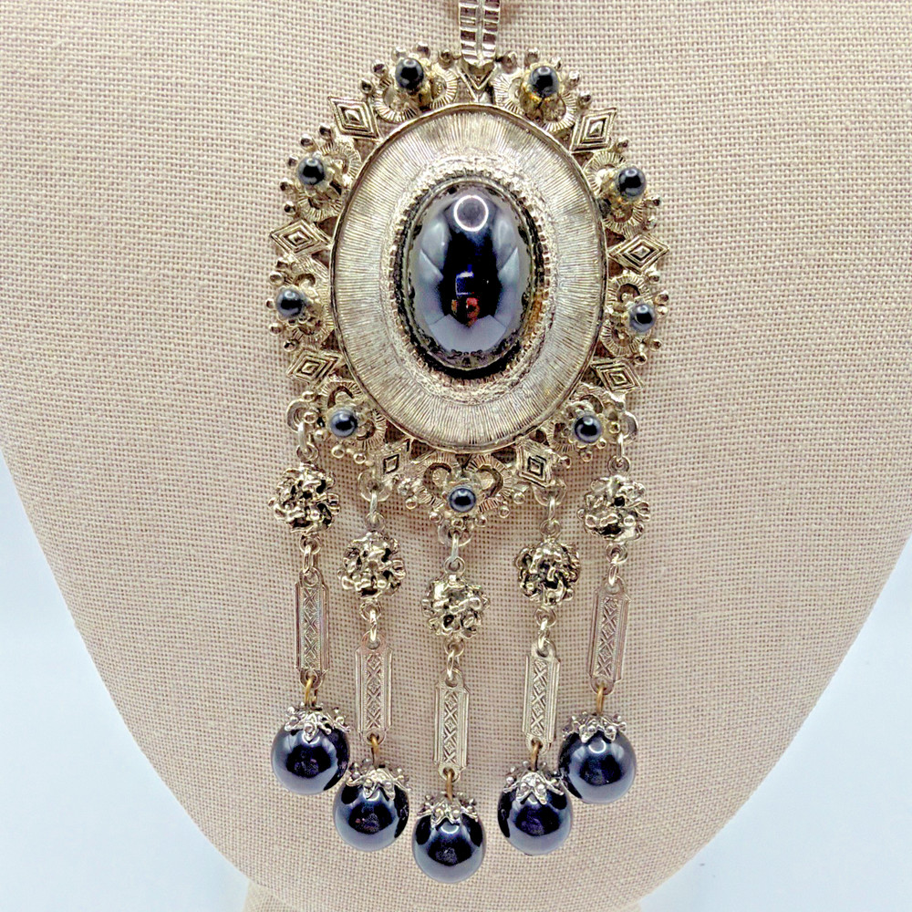 Vintage Bohemian Necklace Silver Toned Black Cabochon Beads