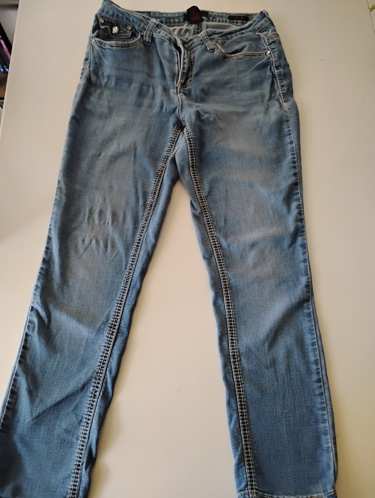 Earl Jean Straight Leg  Size 10 women's Rhinestones Pockets