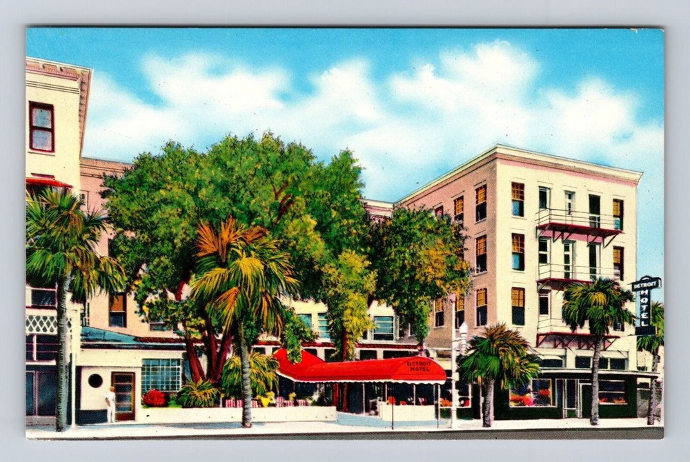 St Petersburg FL-Florida, Detroit Hotel Advertising Vintage Souvenir Postcard