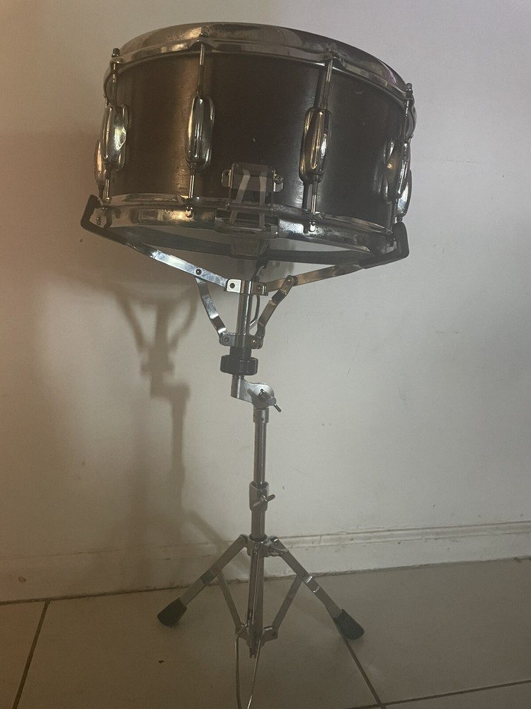 Slinger Land Artist model Late1960's Mahogany snare drum