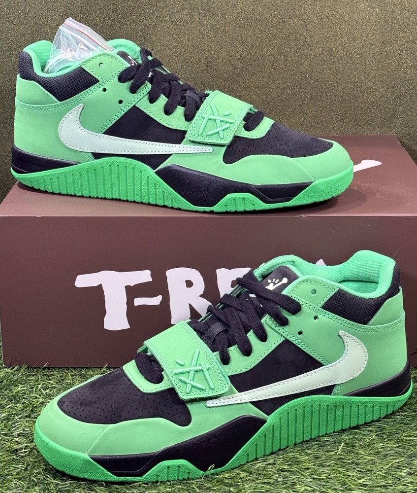 Jumpman Jack TR ‘Travis Scott Green Spark’ (Size 10.5) *Brand New/OG All* EARLY