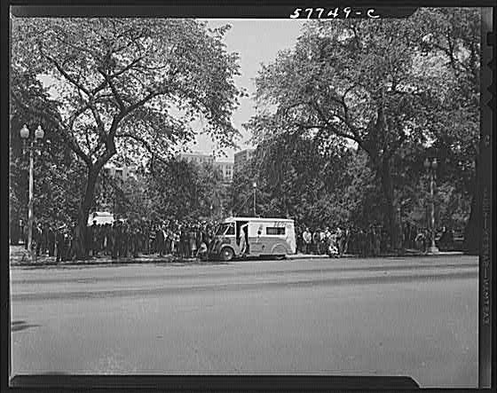 Photo:Washington DC 1930s Newsreel Truck Protest Crowd Street Scene
