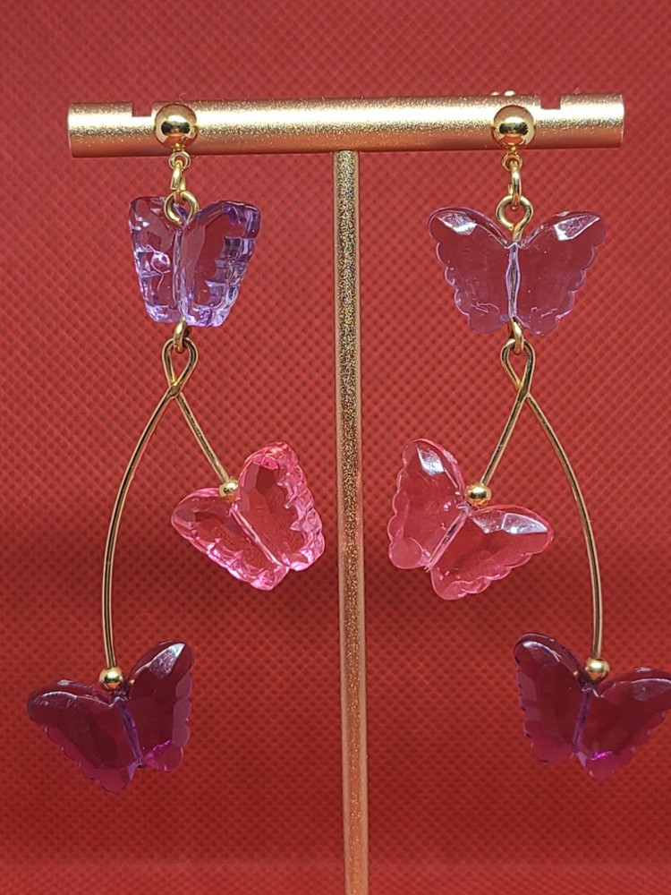 Avon Pink Purple Lucite Butterfly Dangle Drop Earrings Gold Tone Vintage E 106