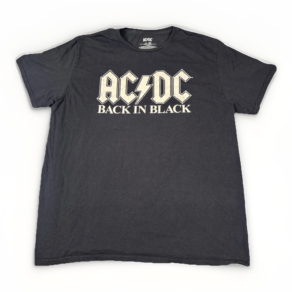 AC DC Back In Black T-Shirt Men's XL Short Sleeve Graphic Crew Neck Black Tee
