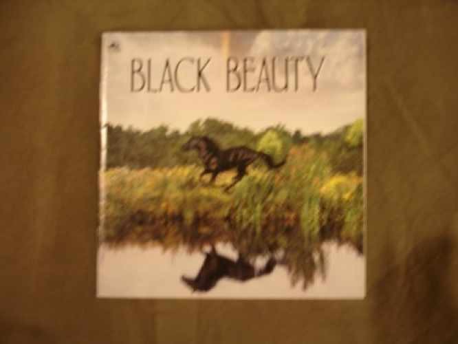 Black Beauty: The Autobiography of a - Hardcover, by Sewell Anna - Acceptable