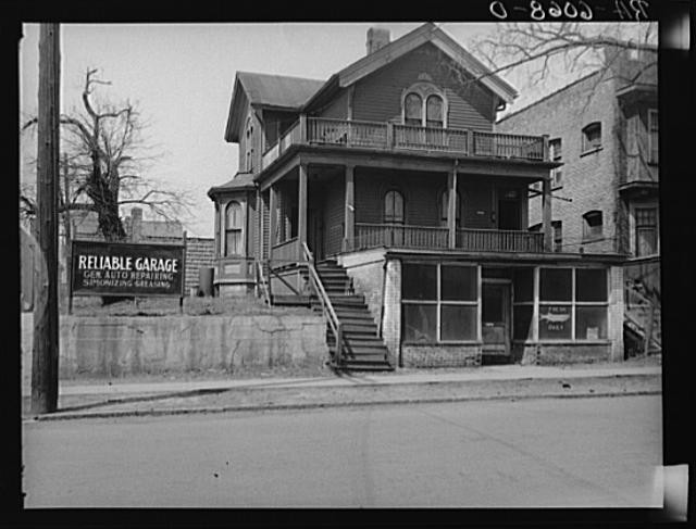 Photo:House at 1629 North 9th Street. Milwaukee, Wisconsin
