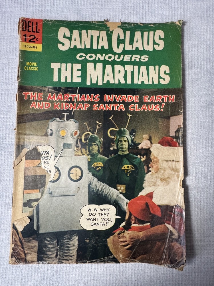 Dell Comics - Santa Claus Conquers the Martians 1966 - Vintage Movie Comic Book