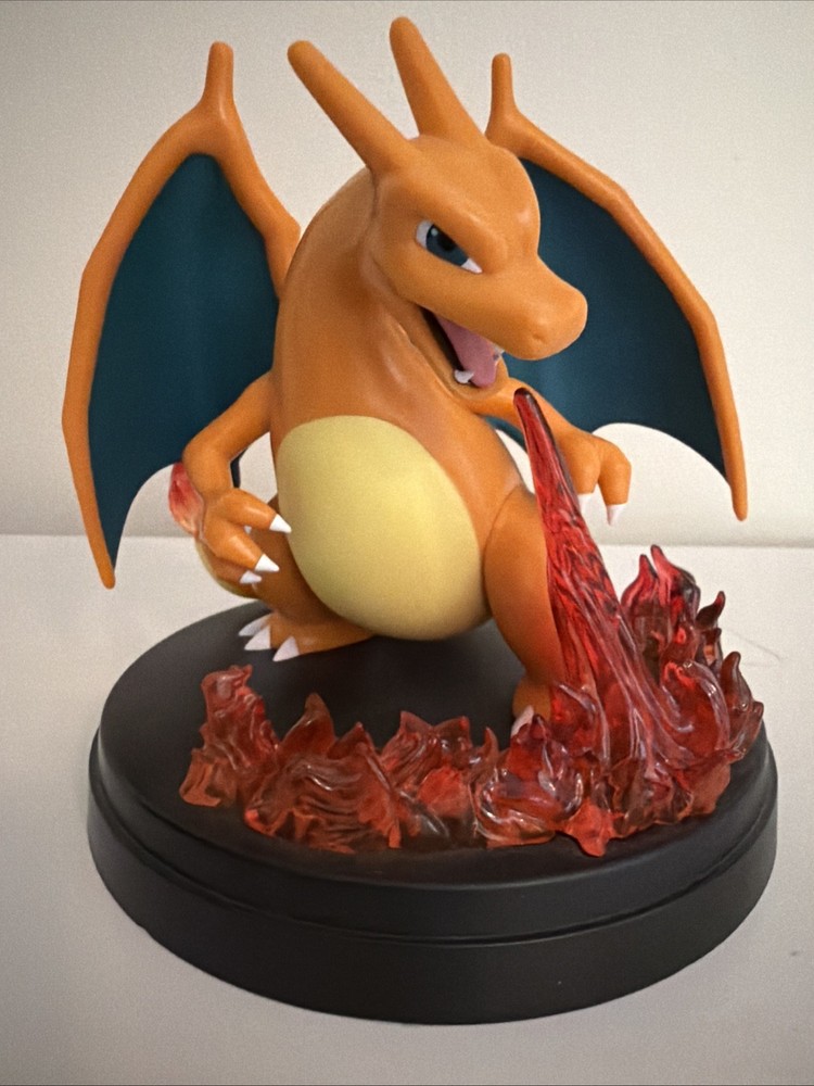 Pokemon TCG: Charizard ex Super Premium Collection Statue
