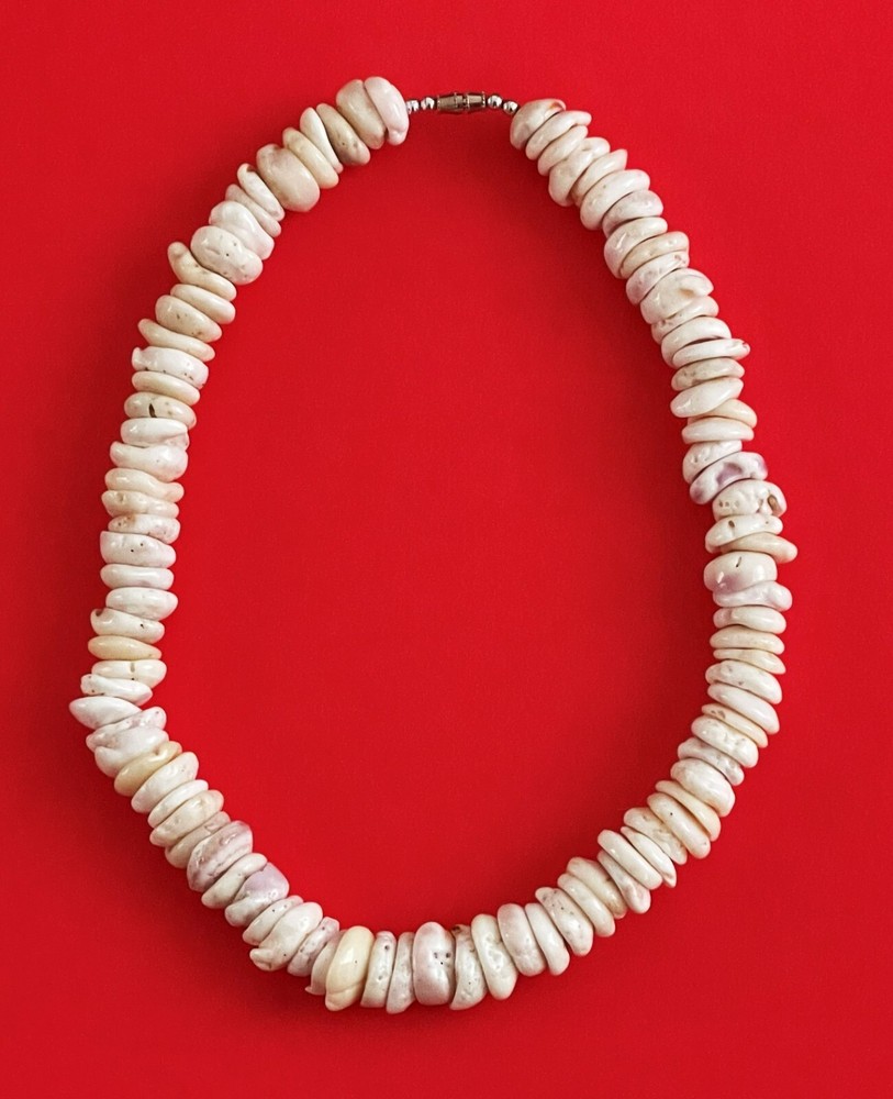 Hawaiian Giant Surfer's Puka Shell Necklace - 2.5